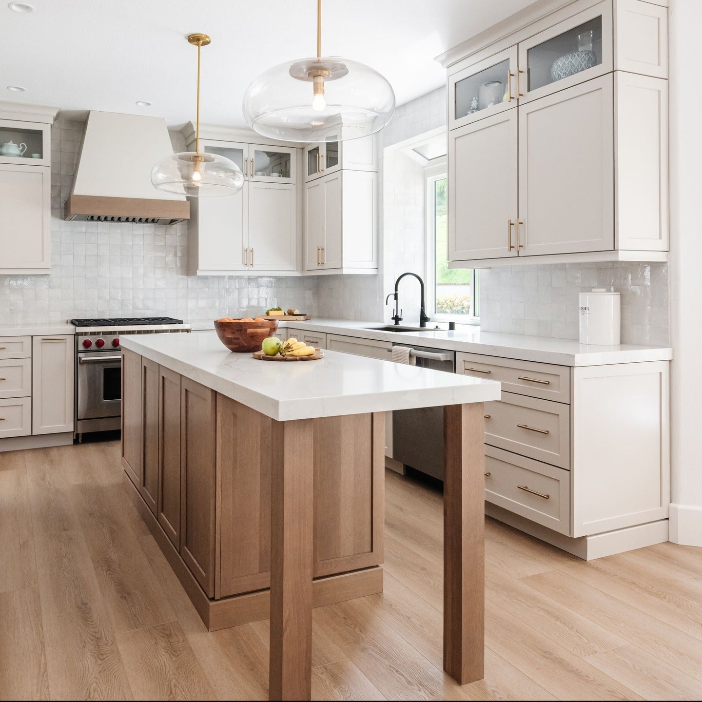 13 Narrow Kitchen Island Ideas for Smart Layouts – CreativeBooster