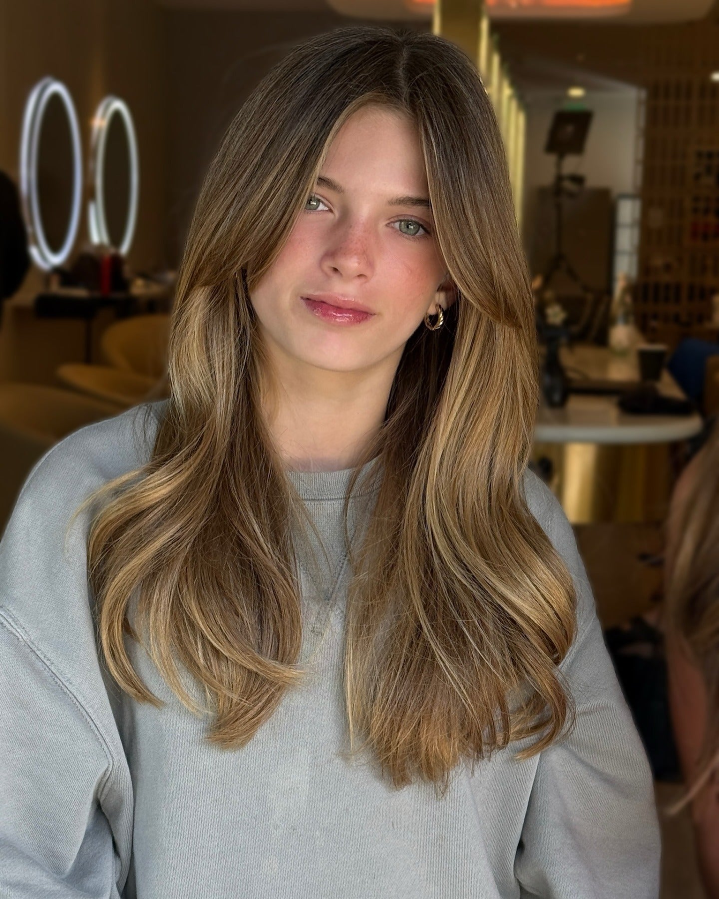 15 Long Wispy Hairstyles With Curtain Bangs That Add Natural Volume 15-long-wispy-hairstyles-with-curtain-bangs-that-add-natural-volume