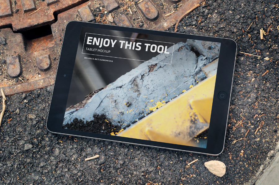 Free Macbook Pro, iPhone and iPad on the Street PSD Mockup