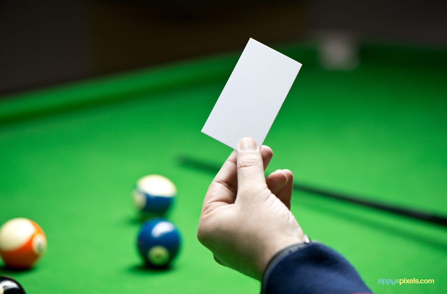 Free Realistic Business Card Mockup