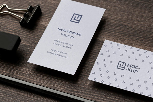 Free Arrangement Of Mock-Up Stationery On Wood Psd
