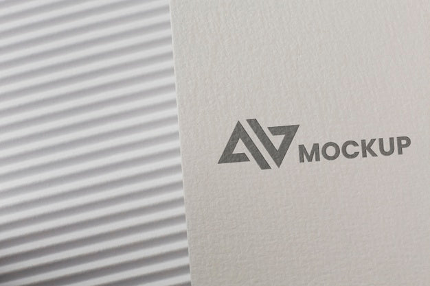 Free Arrangement With Company Branding Card Mock-Up Psd