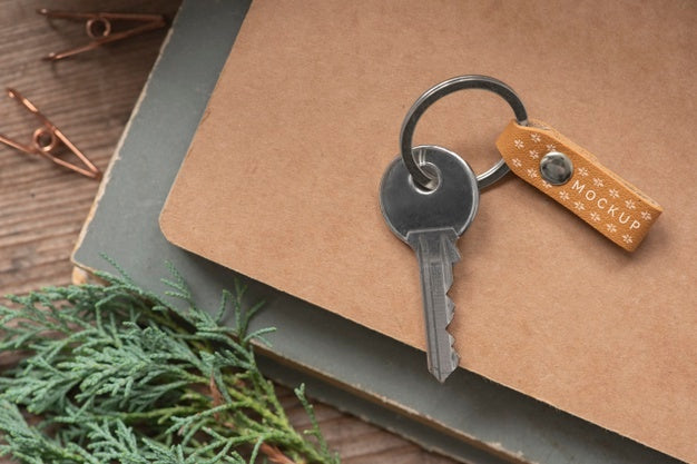 Free Beautiful Accessories Mockup In Real Context Psd