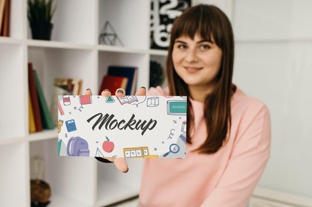 Free Blogger Streaming At Home With Device Mockup Psd