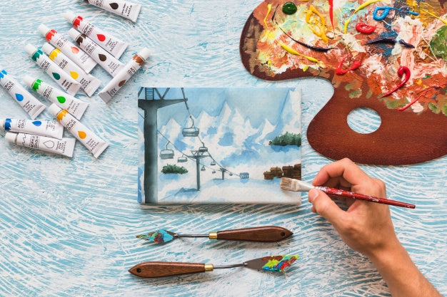 Free Canvas Mockup With Paint Materials Psd