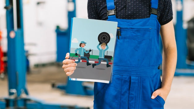 Free Car Mechanic Holding Cover Mockup Psd