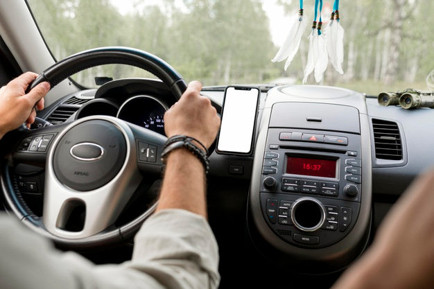 Free Car Travel Concept Mock-Up Psd