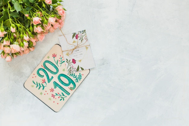 Free Card Mockup With Floral Decoration For Wedding Or Quote Psd