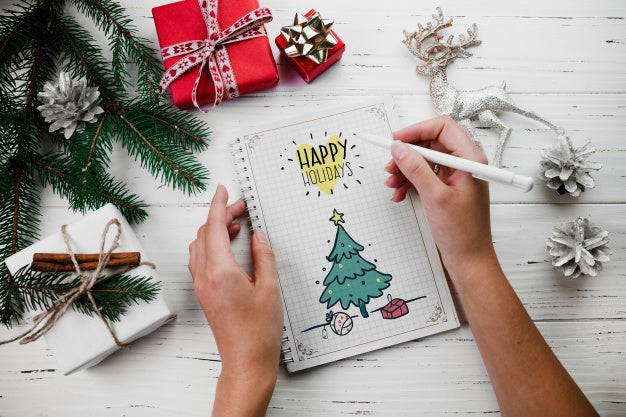 Free Christmas Mockup With Spiral Notepad Psd