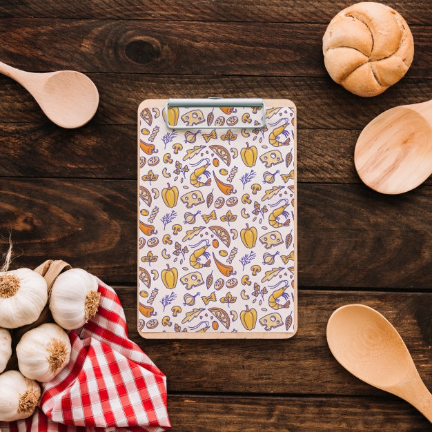 Free Clipboard Mockup With Food Concept Psd