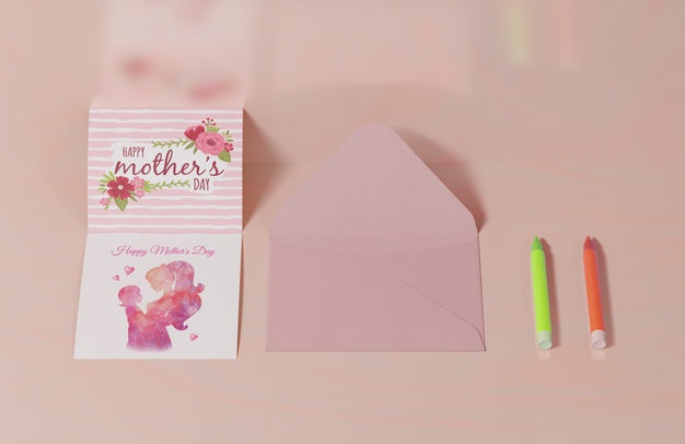 Free Close-Up Mothers Day Greeting Card With Envelope Psd