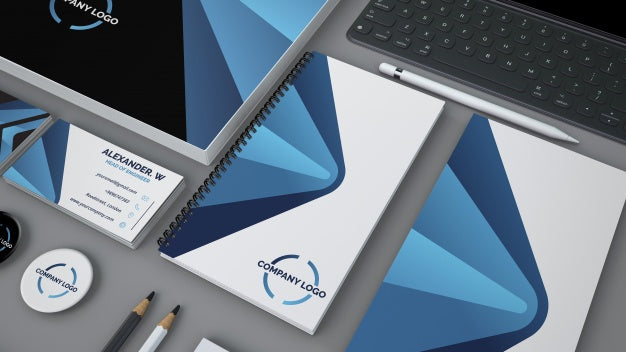 Free Close Up Stationery Mockup Psd