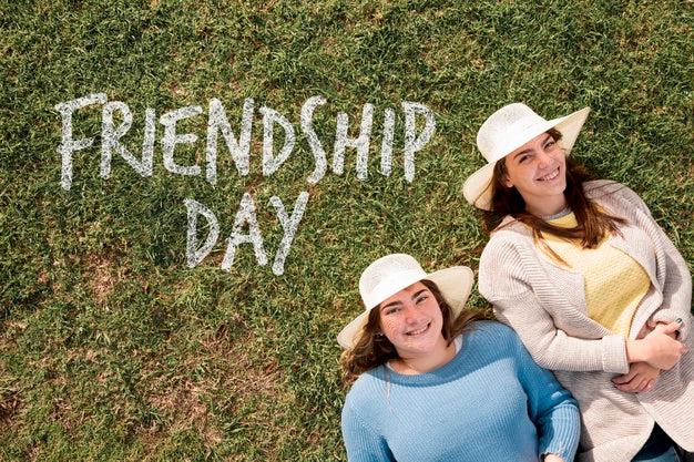 Free Cute Friends Celebrating Friendship Day Psd