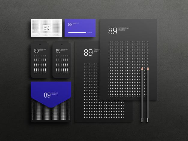 Free Dark Stationary Set Mockup Psd