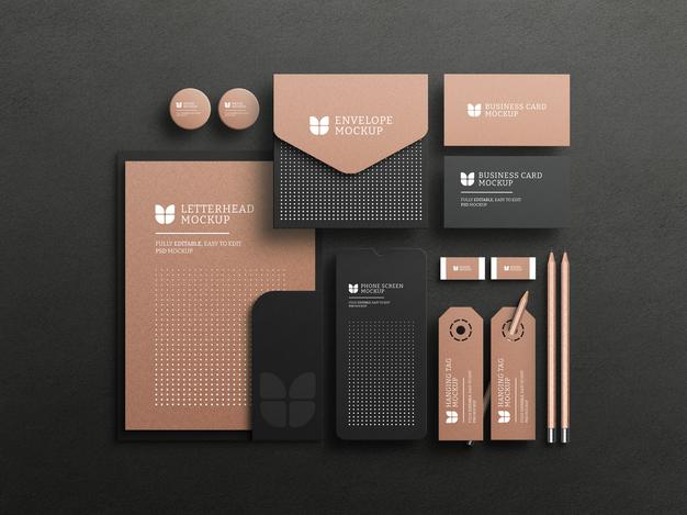 Free Dark Stationery Set With Kraft Paper Mockup Psd
