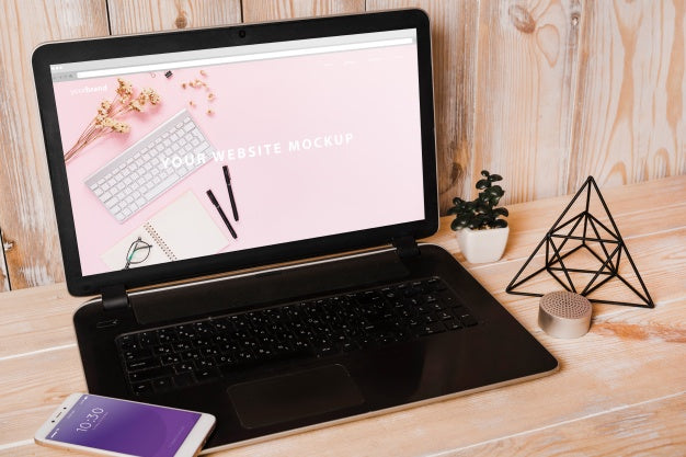 Free Decorative Laptop Mockup Psd
