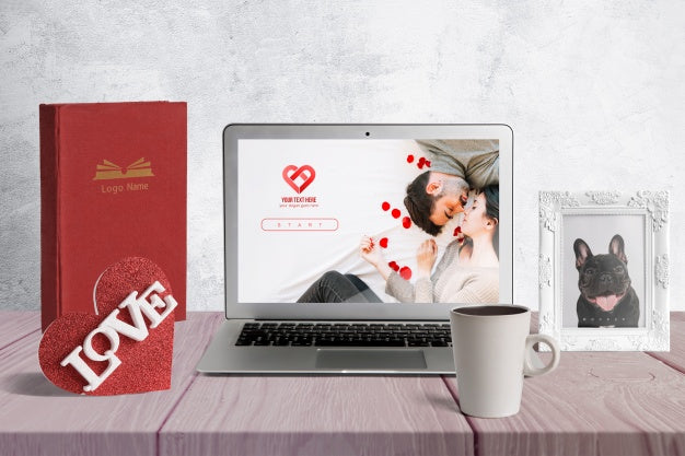 Free Editable Mockup Of Valentine Elements Psd