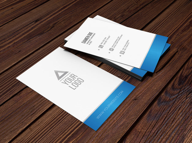 Free Elegant Realistic Wood Background Business Card Mockup Psd