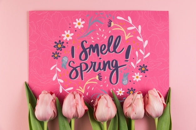 Free Flat Lay Paper Card Mockup With Spring Concept Psd