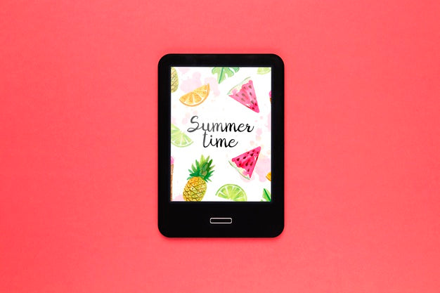 Free Flat Lay Tablet Mockup With Summer Concept Psd