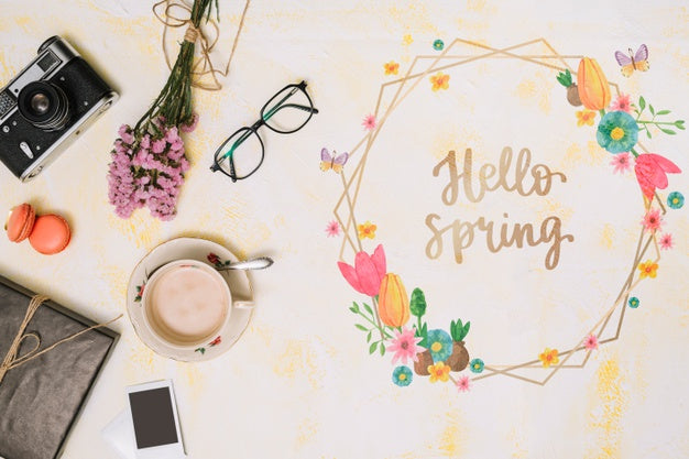 Free Floral Frame Mockup For Spring Psd