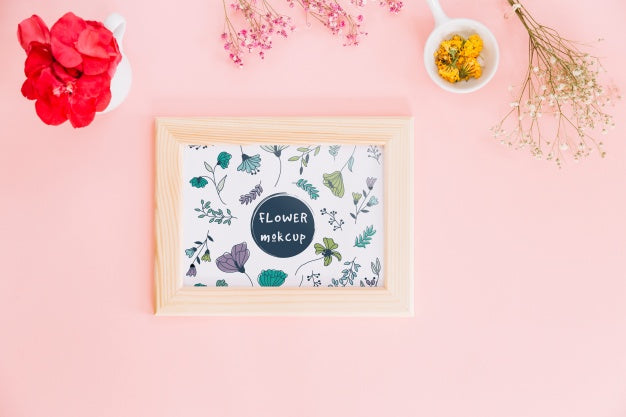 Free Frame Mockup With Floral Decoration Psd