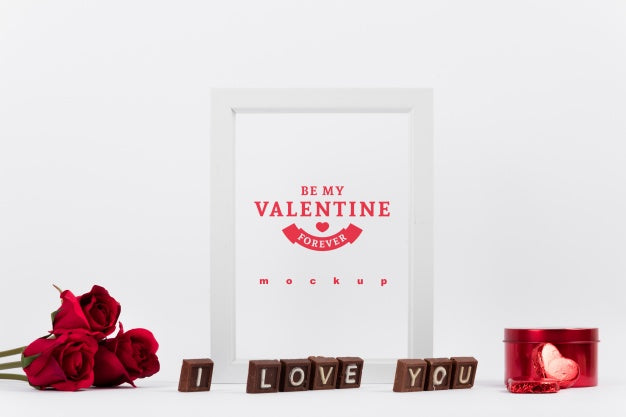 Free Frame Mockup With Valentine Concept Psd