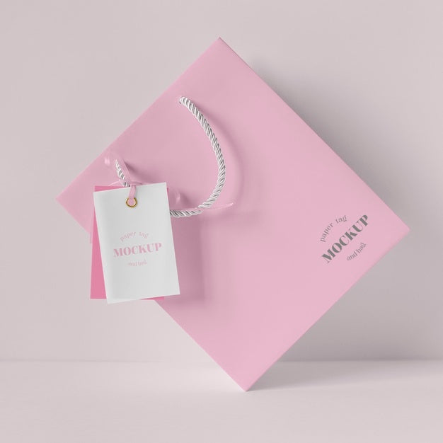 Free Front View Of Paper Shopping Bag Mock-Up With Paper Tag Psd