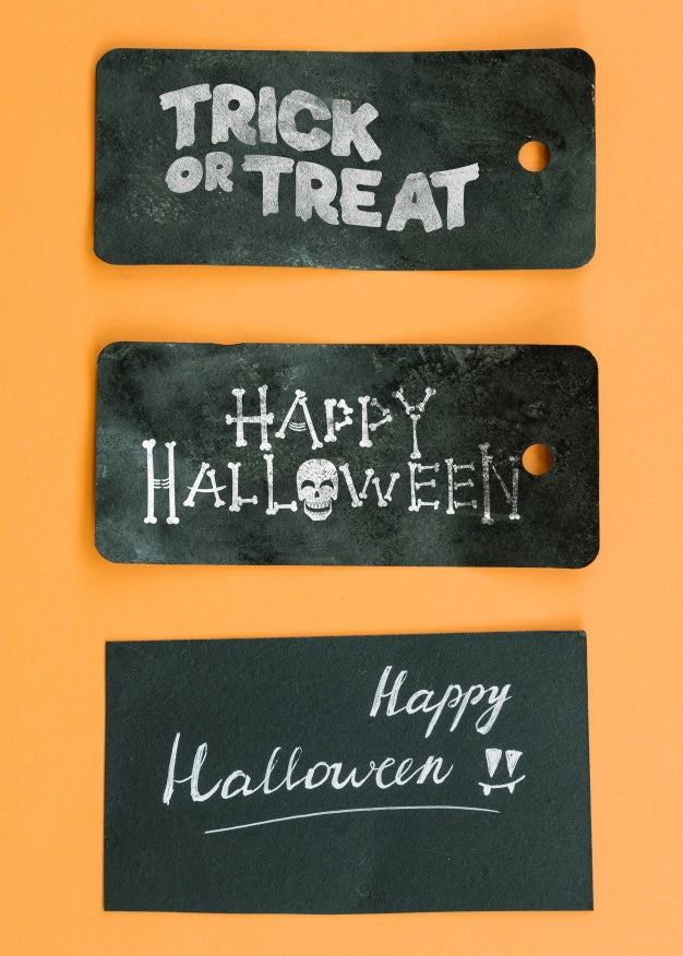 Free Halloween Tag Mockup Psd