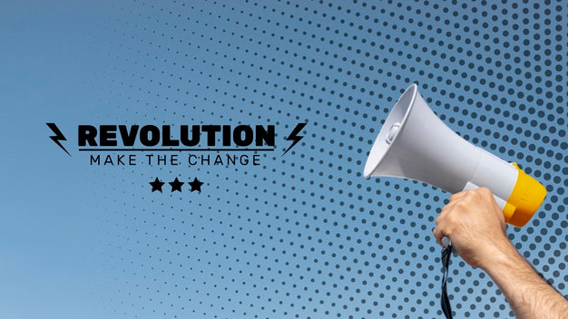 Free Hand Holding Megaphone Psd