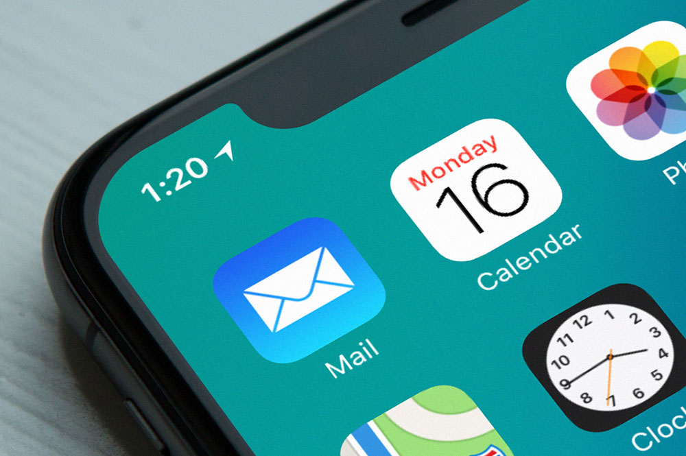 Free Isometric Black iPhone X Top Part Mockup