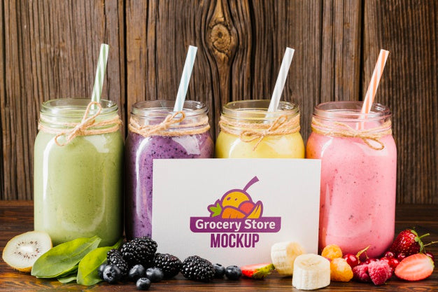 Free Juice And Smoothie Concept Mock-Up Psd