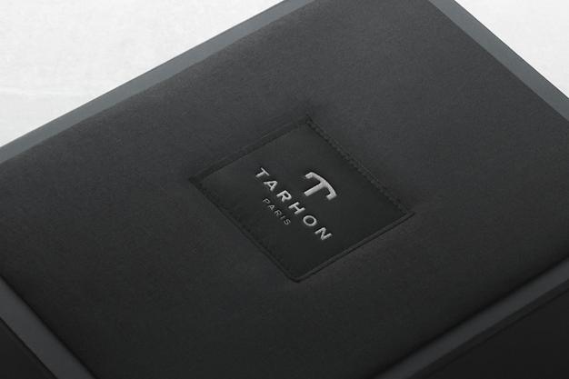 Free Logo Mockup Box Label Psd