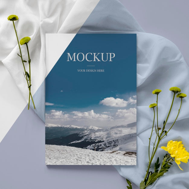 Free Magazine And Plant Assortment Flat Lay Psd