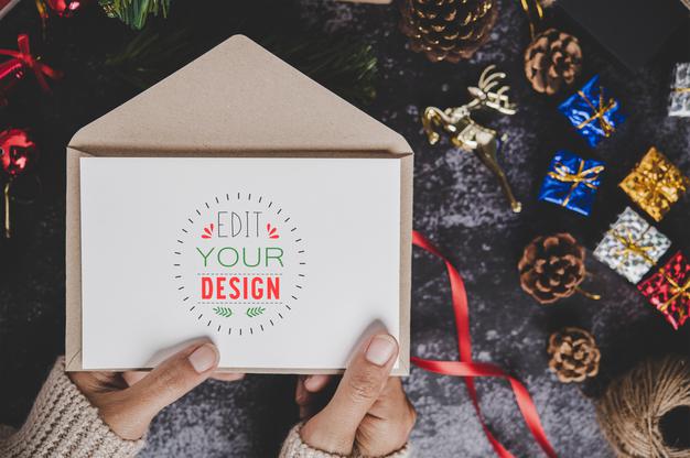 Free Merry Christmas Greeting Card Mockup Psd