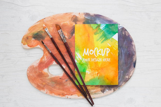 Free Mock-Up Painting Watercolors And Brushes Psd