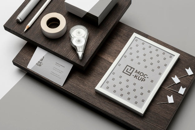 Free Mock-Up Stationery On Wood Composition Psd