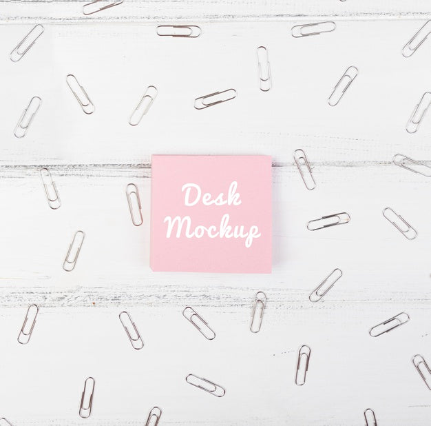 Free Mock-Up Sticky Note With Desk Message Psd