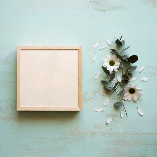 Free Valentines Day Wooden Frame Mockup