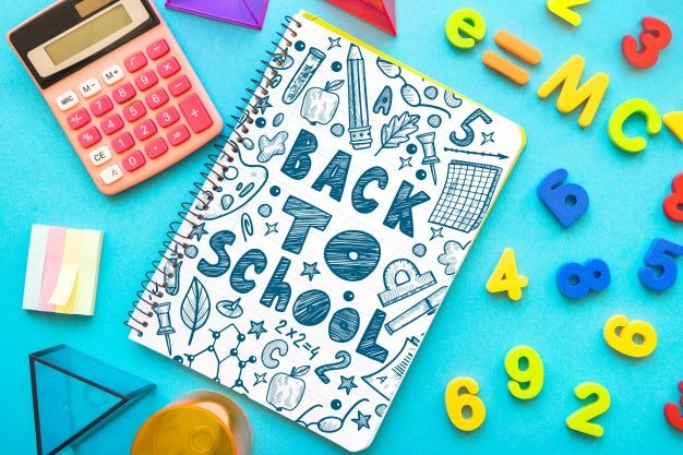 Free Notebook Mockup With Back To School Concept Psd