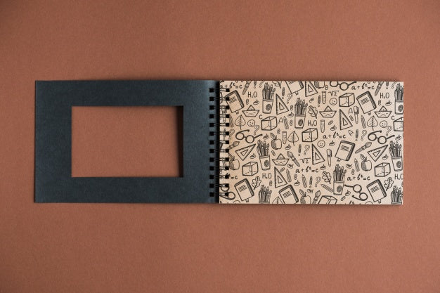 Free Notebook Mockup With Back To School Concept Psd