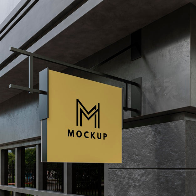 Free Outdoor Business Sign Mock-Up Psd