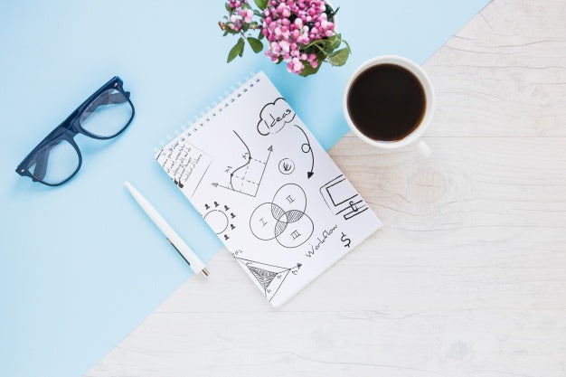 Free Page Mockup With Internet Of Things Concept Psd