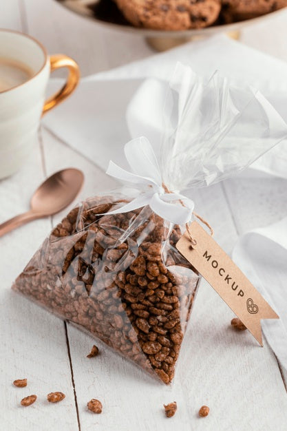 Free Pastry In Transparent Packaging Psd