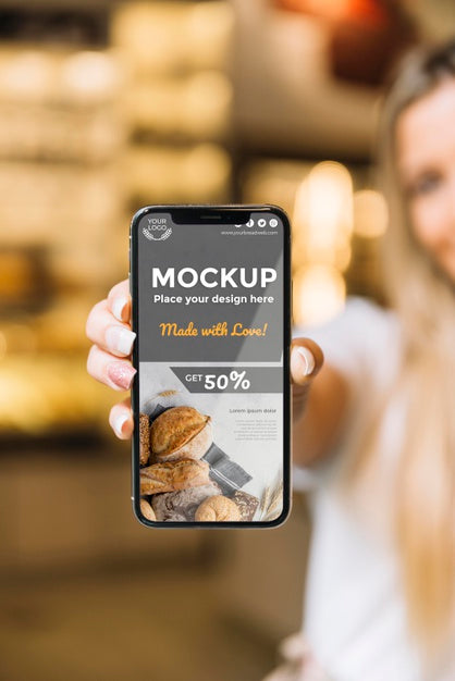 Free Pastry Shop Concept Mock-Up Psd