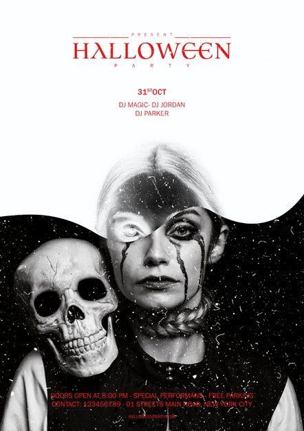 Free Portrait Of Woman Holding A Skull On Her Shoulder Psd