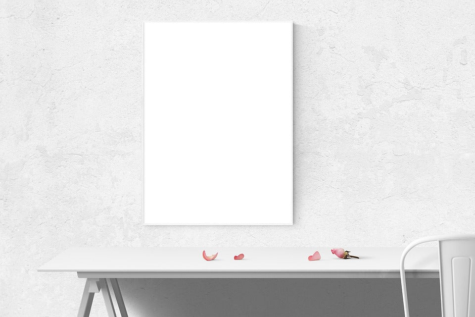 Free White Poster and Frame Mockup Photo Mockup