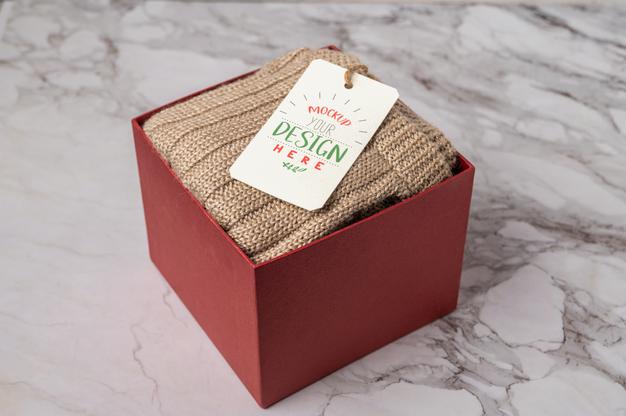 Free Price Tag On Shirt Psd Mockup Background Psd