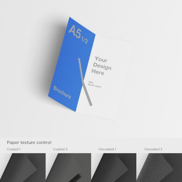 Free Realistic Brochure Presentation Psd