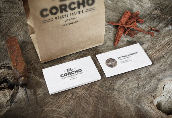 Free Realistic Business Card Mockup #2